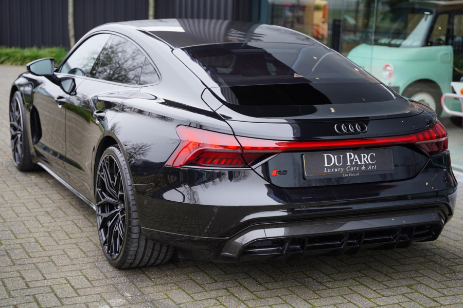 Audi e-tron GT RS Audi e-tron GT RS Carbon B&O Head Up