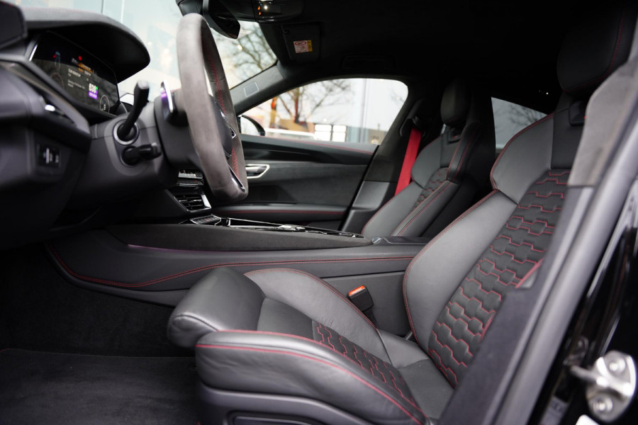 Audi e-tron GT RS Audi e-tron GT RS Carbon B&O Head Up