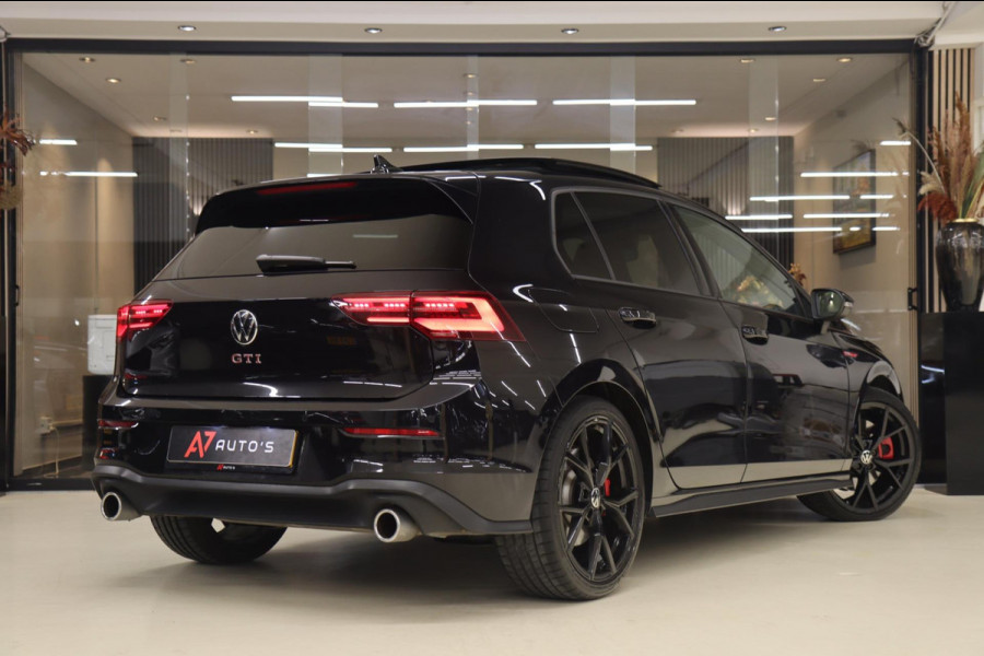 Volkswagen Golf 2.0 TSI GTI BLACKSTYLE/PANO/H-K/HUD/CARPLAY/VOL