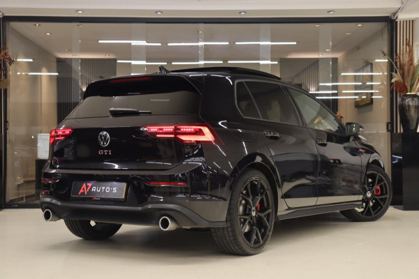 Volkswagen Golf 2.0 TSI GTI BLACKSTYLE/PANO/H-K/HUD/CARPLAY/VOL