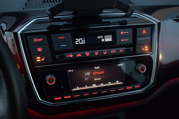 Volkswagen up! GTI 1.0 TSI 116pk | Origineel NL | Pano | Beats | Camera