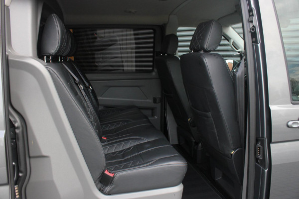 Volkswagen Transporter 2.0 TDI L2H1 BULLI DUBBEL CABINE 204PK 2023 JB-EDIITON / ACTIVE DISPLAY / VERLAGINGSVEREN / APPLE CARPLAY