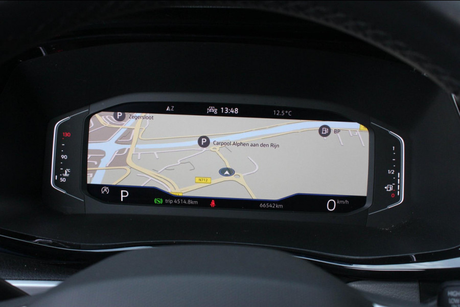 Volkswagen Transporter 2.0 TDI L2H1 BULLI DUBBEL CABINE 204PK 2023 JB-EDIITON / ACTIVE DISPLAY / VERLAGINGSVEREN / APPLE CARPLAY