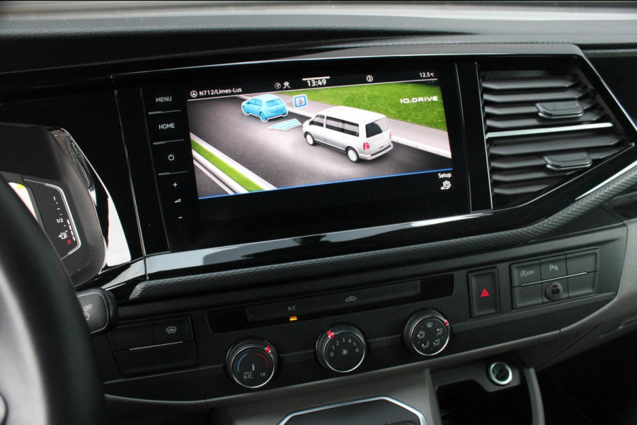 Volkswagen Transporter 2.0 TDI L2H1 BULLI DUBBEL CABINE 204PK 2023 JB-EDIITON / ACTIVE DISPLAY / VERLAGINGSVEREN / APPLE CARPLAY