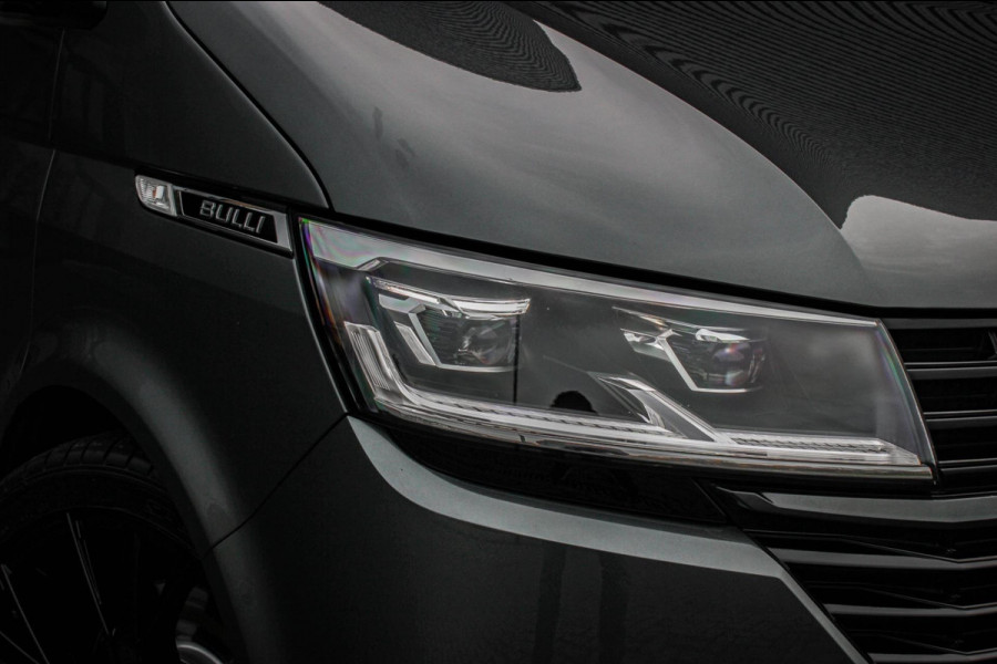 Volkswagen Transporter 2.0 TDI L2H1 BULLI DUBBEL CABINE 204PK 2023 JB-EDIITON / ACTIVE DISPLAY / VERLAGINGSVEREN / APPLE CARPLAY