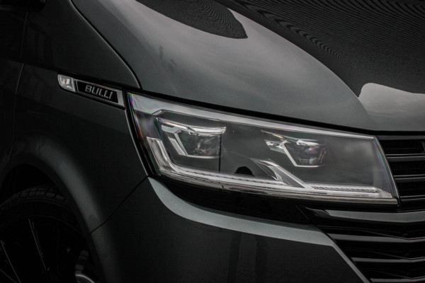 Volkswagen Transporter 2.0 TDI L2H1 BULLI DUBBEL CABINE 204PK 2023 JB-EDIITON / ACTIVE DISPLAY / VERLAGINGSVEREN / APPLE CARPLAY