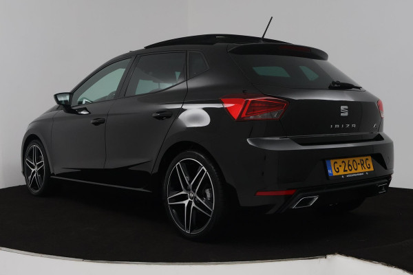 Seat Ibiza 1.0 TSI FR Business Intense (PANORAMADAK, DIGITALE COCKPIT, BEATS AUDIO, ACHTERUITRIJCAMERA, SENSOREN)