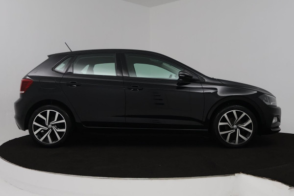Volkswagen Polo 1.0 TSI Comfortline (TREKHAAK, DIGITALE COCKPIT, PARKEERSENSOREN, CRUISE ADAPTIEF, AUTOMAAT)
