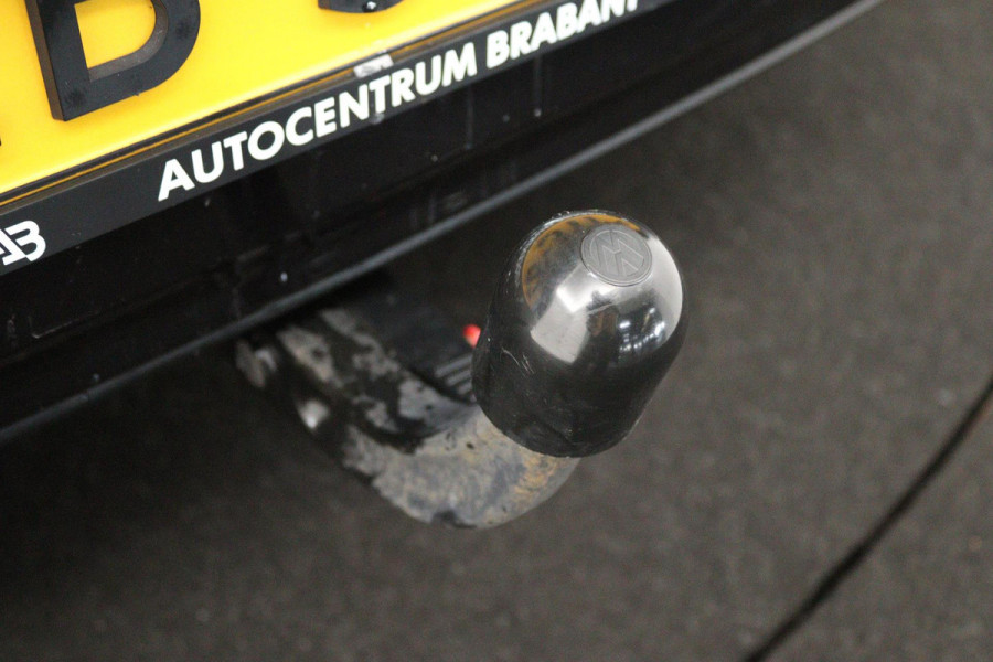 Volkswagen Polo 1.0 TSI Comfortline (TREKHAAK, DIGITALE COCKPIT, PARKEERSENSOREN, CRUISE ADAPTIEF, AUTOMAAT)