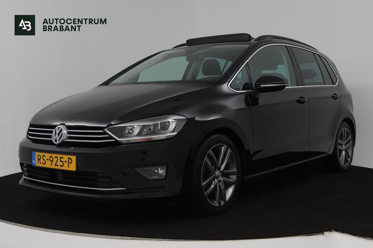 Volkswagen Golf Sportsvan 1.4 TSI Highline (PANORAMADAK, TREKHAAK, CAMERA, CRUISE ADAPTIEF, STOELVERWARMING, CARPLAY)