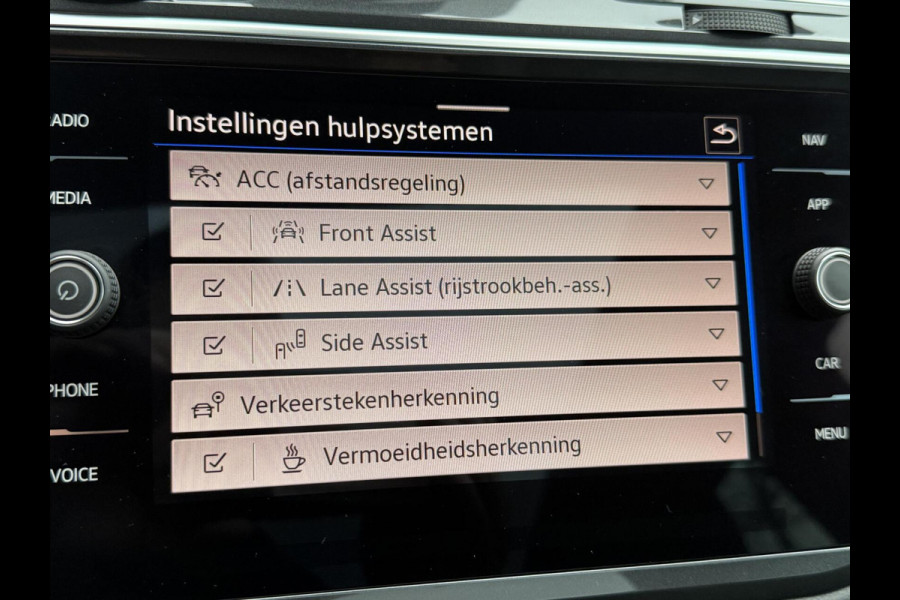 Volkswagen Tiguan 1.4 TSI eHybrid R-Line PANORAMADAK