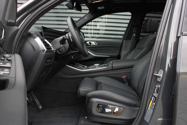 BMW X5 XDrive50e High Executive / HEAD- UP / PANO- DAK / 4- WHEEL STRURING / LUCHTVERING / DRIVING ASSISANT / SOFTCLOSE / M- SEATS