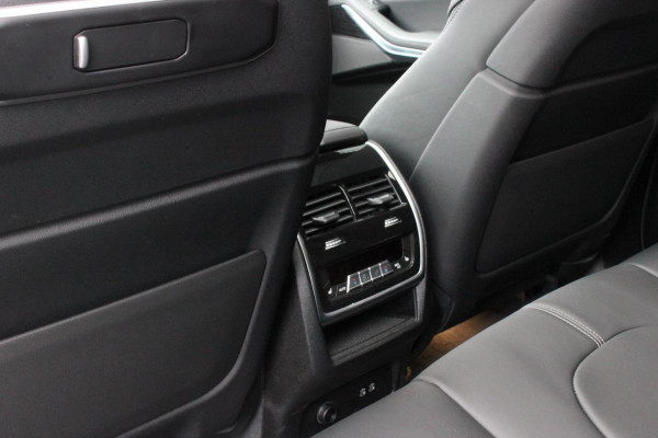 BMW X5 XDrive50e High Executive / HEAD- UP / PANO- DAK / 4- WHEEL STRURING / LUCHTVERING / DRIVING ASSISANT / SOFTCLOSE / M- SEATS