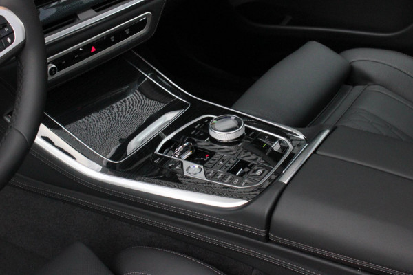 BMW X5 XDrive50e High Executive / HEAD- UP / PANO- DAK / 4- WHEEL STRURING / LUCHTVERING / DRIVING ASSISANT / SOFTCLOSE / M- SEATS