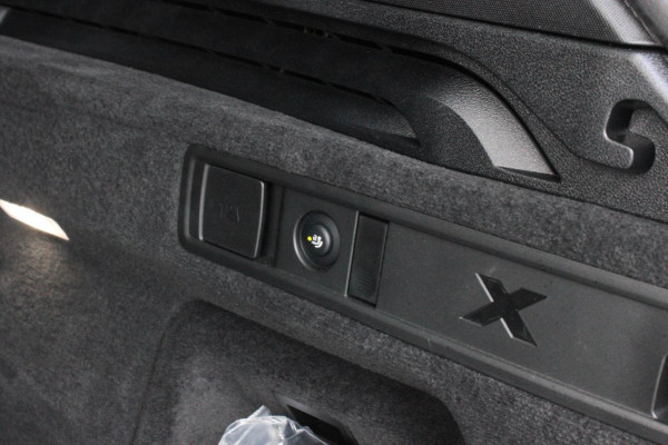 BMW X5 XDrive50e High Executive / HEAD- UP / PANO- DAK / 4- WHEEL STRURING / LUCHTVERING / DRIVING ASSISANT / SOFTCLOSE / M- SEATS