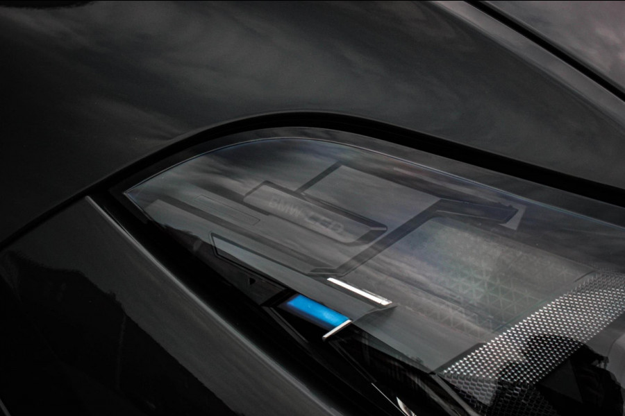 BMW X5 XDrive50e High Executive / HEAD- UP / PANO- DAK / 4- WHEEL STRURING / LUCHTVERING / DRIVING ASSISANT / SOFTCLOSE / M- SEATS