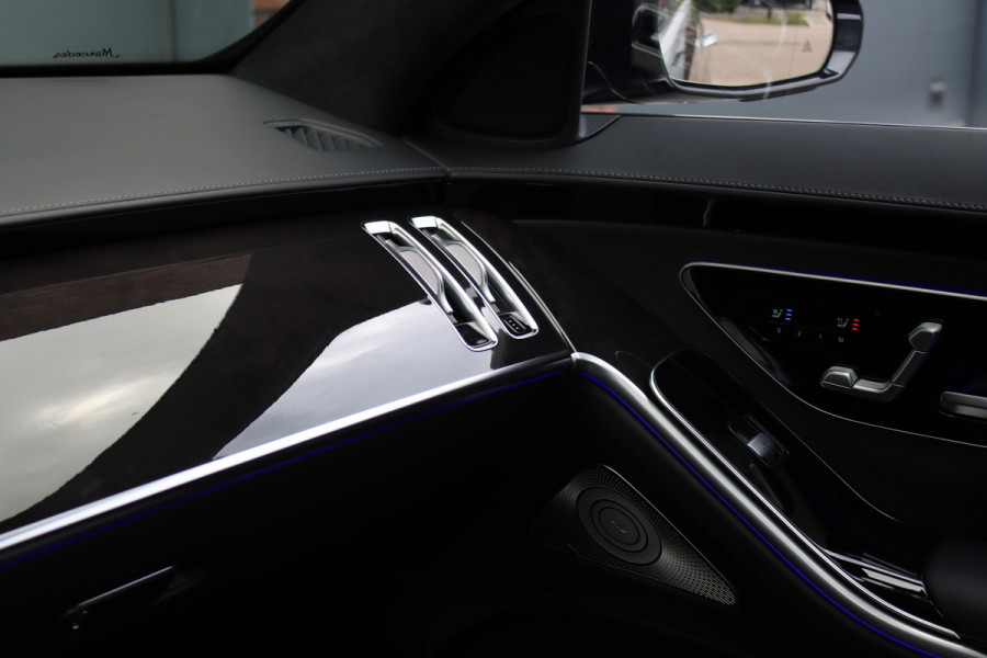 Mercedes-Benz S-Klasse 400d 4MATIC Lang AMG Line Aut9 | Airmatic | Achterasbesturing | Distronic+ | Zonweringspakket | Burmester | Stoelventilatie | Verwarmd Stuurwiel | HUD | Vlakkenverwarming |
