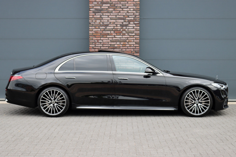 Mercedes-Benz S-Klasse 400d 4MATIC Lang AMG Line Aut9 | Airmatic | Achterasbesturing | Distronic+ | Zonweringspakket | Burmester | Stoelventilatie | Verwarmd Stuurwiel | HUD | Vlakkenverwarming |