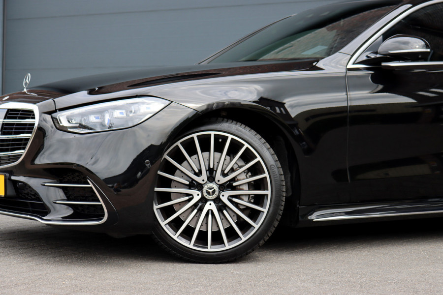 Mercedes-Benz S-Klasse 400d 4MATIC Lang AMG Line Aut9 | Airmatic | Achterasbesturing | Distronic+ | Zonweringspakket | Burmester | Stoelventilatie | Verwarmd Stuurwiel | HUD | Vlakkenverwarming |