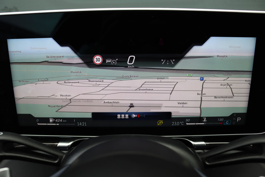 Mercedes-Benz S-Klasse 400d 4MATIC Lang AMG Line Aut9 | Airmatic | Achterasbesturing | Distronic+ | Zonweringspakket | Burmester | Stoelventilatie | Verwarmd Stuurwiel | HUD | Vlakkenverwarming |