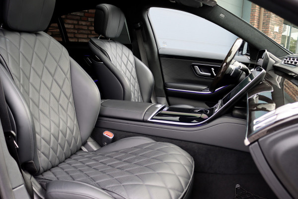 Mercedes-Benz S-Klasse 400d 4MATIC Lang AMG Line Aut9 | Airmatic | Achterasbesturing | Distronic+ | Zonweringspakket | Burmester | Stoelventilatie | Verwarmd Stuurwiel | HUD | Vlakkenverwarming |