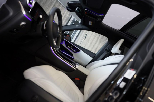 Mercedes-Benz GLC 400e 4MATIC AMG 63 Look / 360 Camera / Head Up / Memory / Elek Stoelen / Leder / Navi / Led / Pdc / 21 In