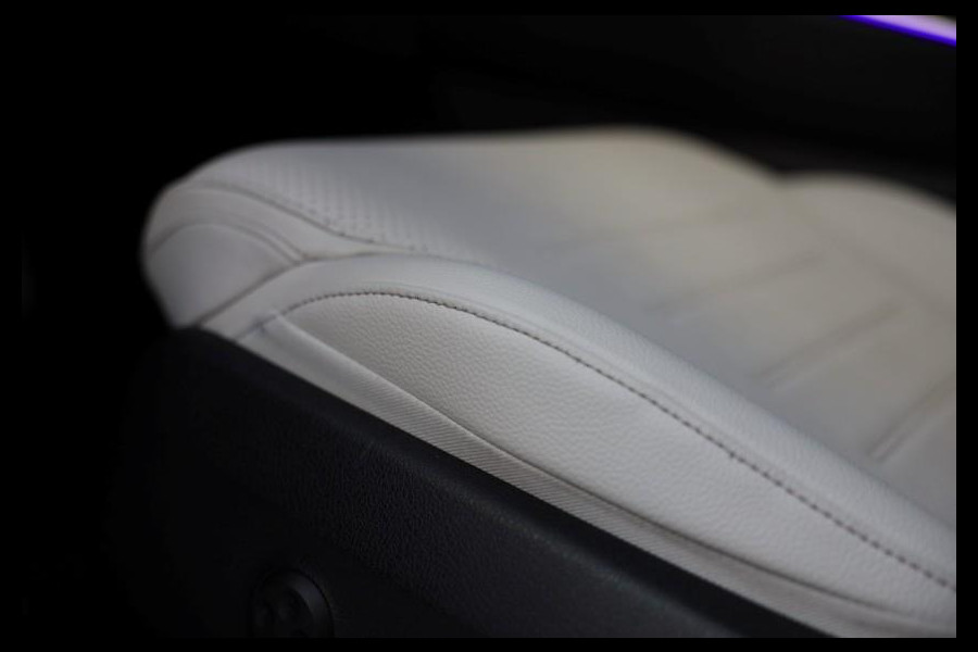 Mercedes-Benz GLC 400e 4MATIC AMG 63 Look / 360 Camera / Head Up / Memory / Elek Stoelen / Leder / Navi / Led / Pdc / 21 In