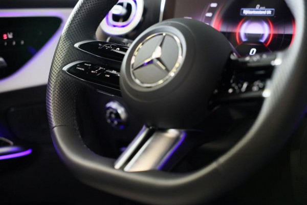 Mercedes-Benz GLC 400e 4MATIC AMG 63 Look / 360 Camera / Head Up / Memory / Elek Stoelen / Leder / Navi / Led / Pdc / 21 In