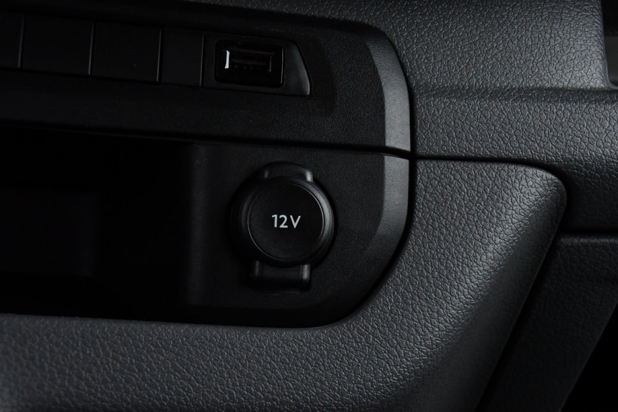 Peugeot Expert 2.0 BlueHDI L3 DC 180 PB Edition 360 Camera, Cruise, Carplay, NAVI, 177pk, Automaat, Multimedia, Trekhaak, Uniek!