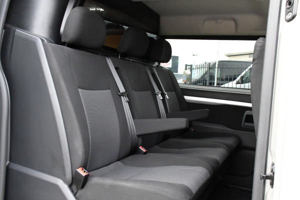 Peugeot Expert 2.0 BlueHDI L3 DC 180 PB Edition 360 Camera, Cruise, Carplay, NAVI, 177pk, Automaat, Multimedia, Trekhaak, Uniek!