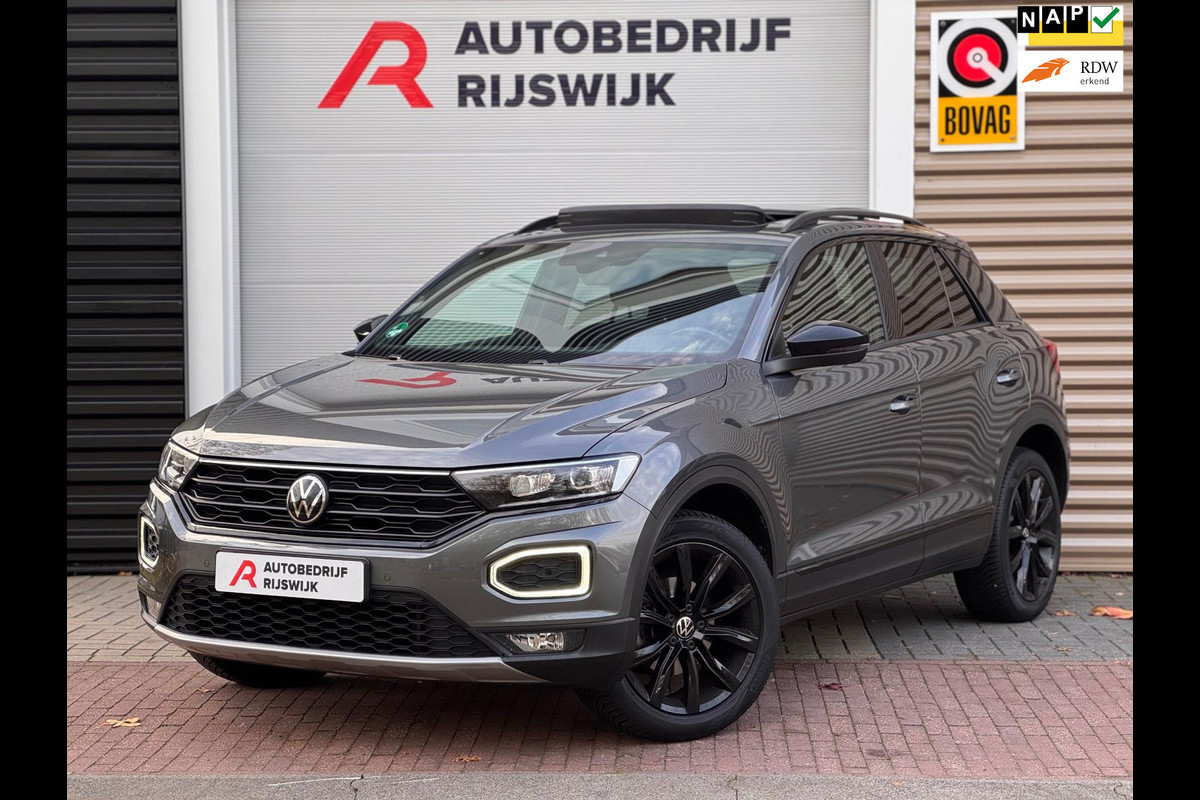 Volkswagen T-Roc 1.5 TSI Sport Pano/Virtual/Camera/Keyless
