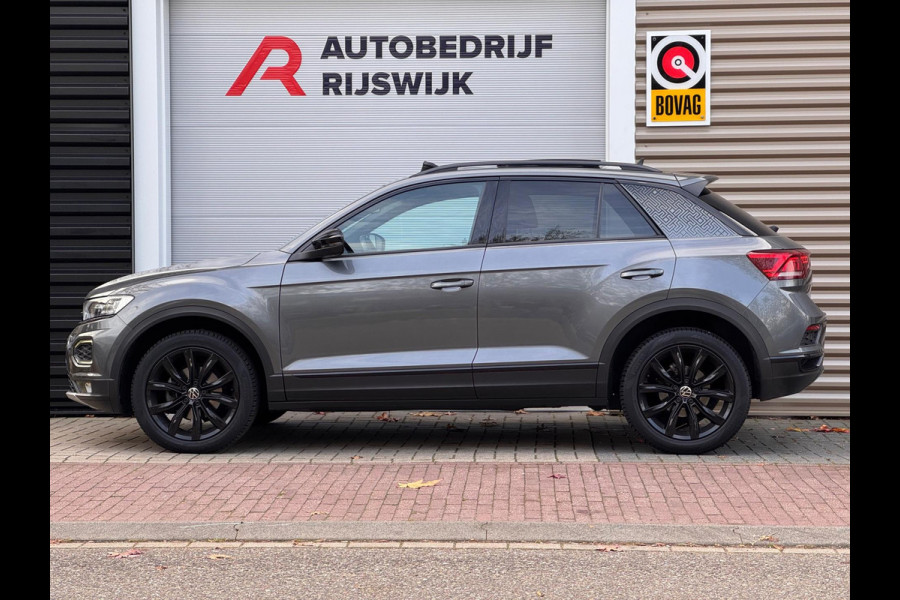 Volkswagen T-Roc 1.5 TSI Sport Pano/Virtual/Camera/Keyless