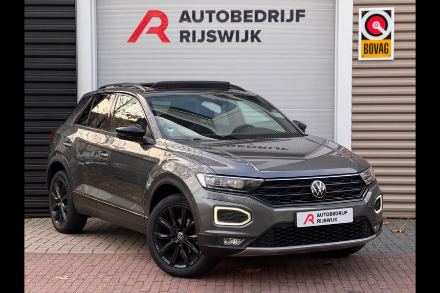 Volkswagen T-Roc 1.5 TSI Sport Pano/Virtual/Camera/Keyless