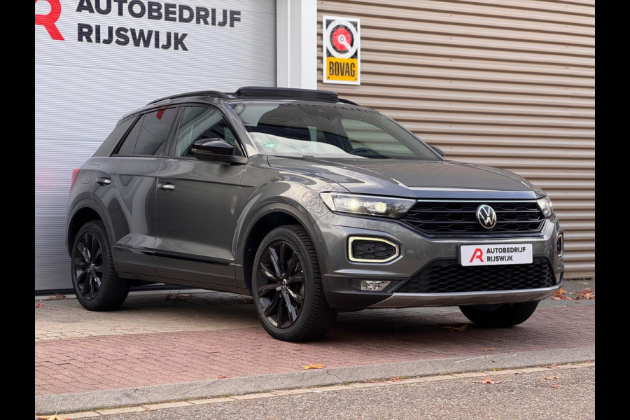 Volkswagen T-Roc 1.5 TSI Sport Pano/Virtual/Camera/Keyless
