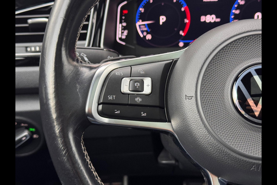 Volkswagen T-Roc 1.5 TSI Sport Pano/Virtual/Camera/Keyless