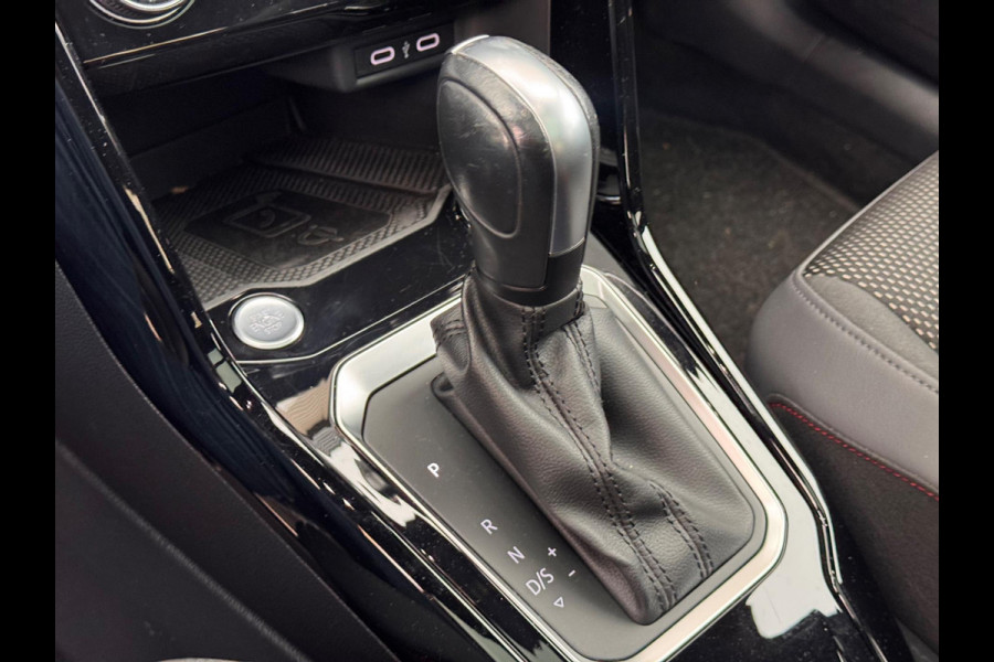 Volkswagen T-Roc 1.5 TSI Sport Pano/Virtual/Camera/Keyless