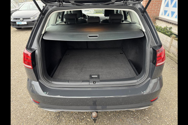 Volkswagen Golf 1.0 TSI 110pk Comfortline CarPlay Navi Elektr.Trekhaak Garantie Airco