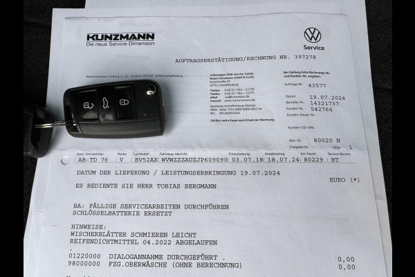 Volkswagen Golf 1.0 TSI 110pk Comfortline CarPlay Navi Elektr.Trekhaak Garantie Airco