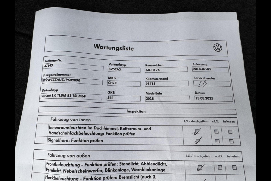 Volkswagen Golf 1.0 TSI 110pk Comfortline CarPlay Navi Elektr.Trekhaak Garantie Airco