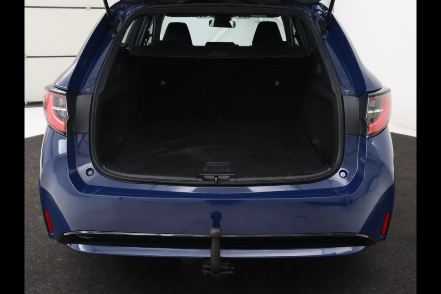 Toyota Corolla 1.8 Hybrid Business | 1e eigenaar | Trekhaak | Carplay | Camera | Adaptive cruise | Full LED | DAB | Climate control