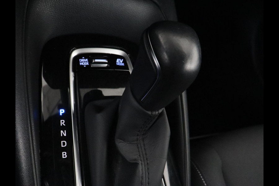 Toyota Corolla 1.8 Hybrid Business | 1e eigenaar | Trekhaak | Carplay | Camera | Adaptive cruise | Full LED | DAB | Climate control