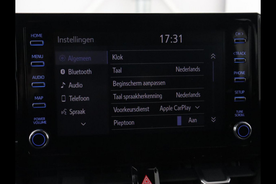 Toyota Corolla 1.8 Hybrid Business | 1e eigenaar | Trekhaak | Carplay | Camera | Adaptive cruise | Full LED | DAB | Climate control