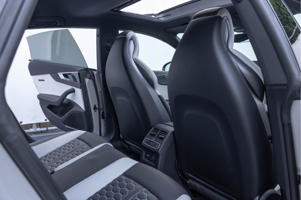 Audi RS5 Sportback 2.9 TFSI 450pk Quattro Pano B&O HuD Audi Exclusive 20'' Carbon