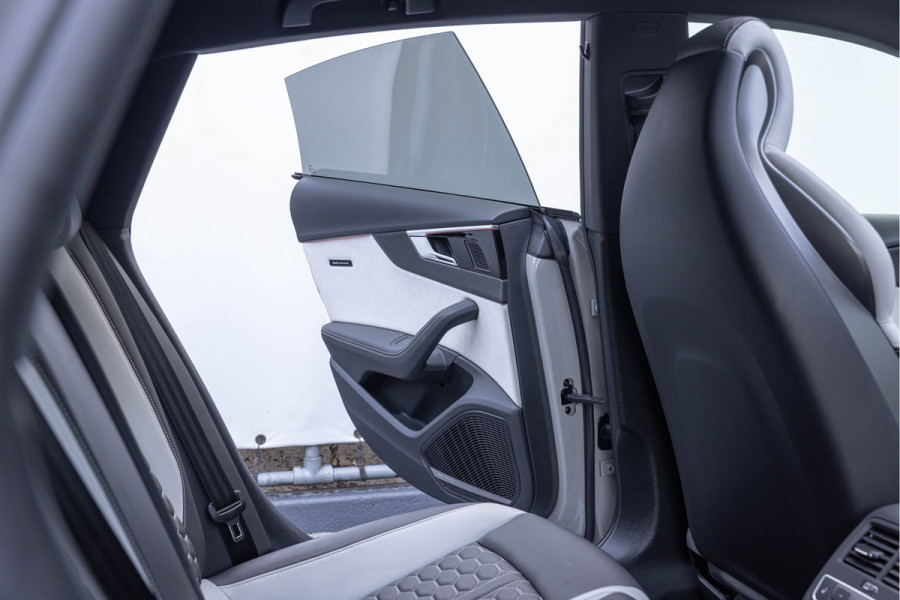 Audi RS5 Sportback 2.9 TFSI 450pk Quattro Pano B&O HuD Audi Exclusive 20'' Carbon