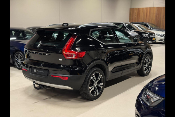 Volvo XC40 1.5 T4 211PK Recharge Plug-In, Navi, Camera, Leder, Voll Led, Trekhaak, 19" Velgen, Adaptief Cruise, Stoel Verwarming