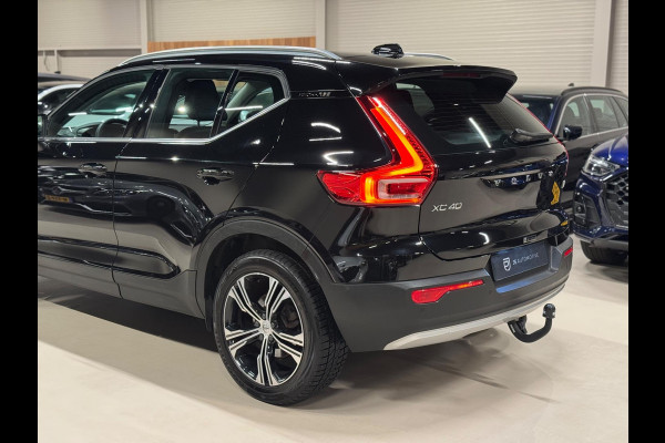 Volvo XC40 1.5 T4 211PK Recharge Plug-In, Navi, Camera, Leder, Voll Led, Trekhaak, 19" Velgen, Adaptief Cruise, Stoel Verwarming