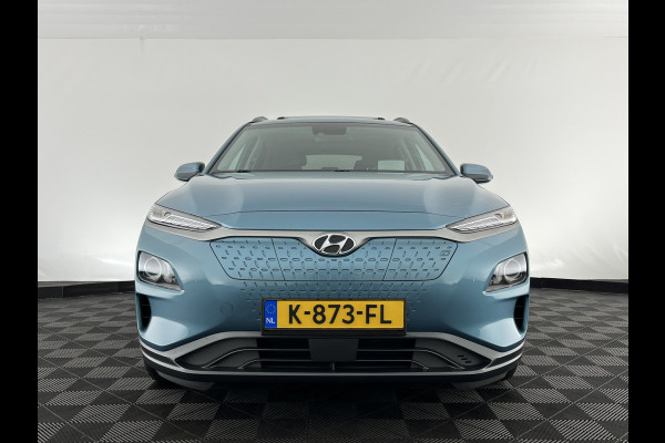 Hyundai Kona EV Fashion 64 kWh [ 3-Fase ] { SOH-100% } (INCL-BTW) Aut. *PANO | KRELL-AUDIO | HEAD-UP | NAVI-FULLMAP | KEYLESS | SHIFT-PADDLES | LANE-ASSIST | BLIND-SPOT | CAMERA | DAB | ECC | PDC | ADAPTIVE-CRUISE | COMFORT-SEATS | 17"ALU*