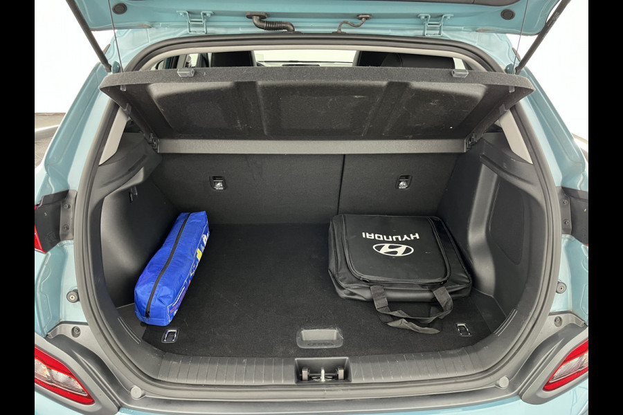 Hyundai Kona EV Fashion 64 kWh [ 3-Fase ] { SOH-100% } (INCL-BTW) Aut. *PANO | KRELL-AUDIO | HEAD-UP | NAVI-FULLMAP | KEYLESS | SHIFT-PADDLES | LANE-ASSIST | BLIND-SPOT | CAMERA | DAB | ECC | PDC | ADAPTIVE-CRUISE | COMFORT-SEATS | 17"ALU*