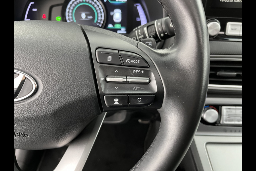 Hyundai Kona EV Fashion 64 kWh [ 3-Fase ] { SOH-100% } (INCL-BTW) Aut. *PANO | KRELL-AUDIO | HEAD-UP | NAVI-FULLMAP | KEYLESS | SHIFT-PADDLES | LANE-ASSIST | BLIND-SPOT | CAMERA | DAB | ECC | PDC | ADAPTIVE-CRUISE | COMFORT-SEATS | 17"ALU*