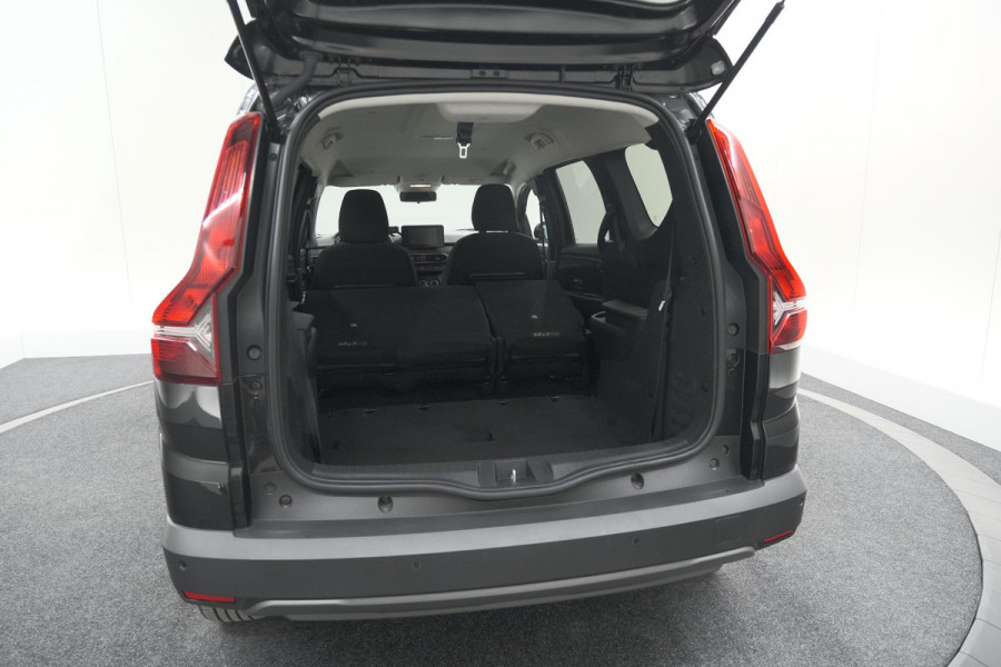 Dacia Jogger TCe 110 Extreme | 7 Zitplaatsen | Camera | Dodehoekdetectie | Stoelverwarming | Apple Carplay